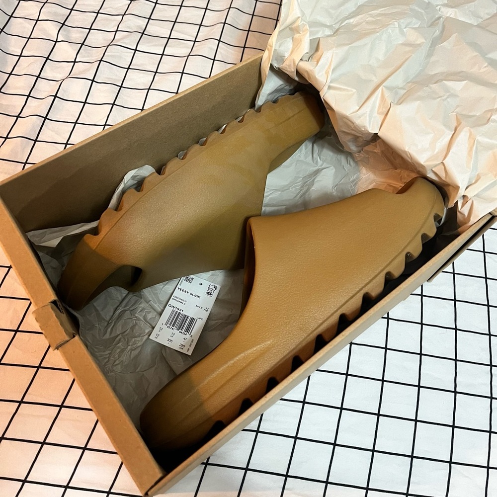 Yeezy Slides
